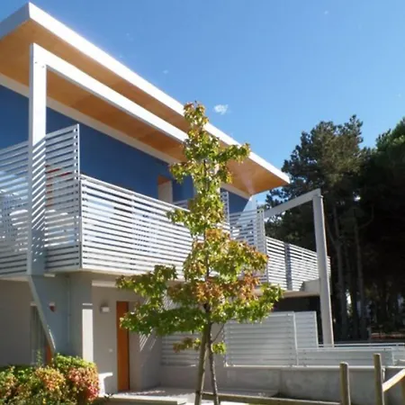 Flat With Balcony Near The Shores-bibione Apartamento Bibione